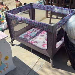 Baby Crib 