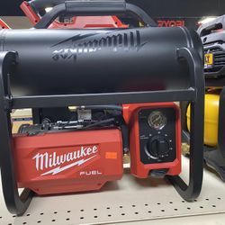 Milwaukee M18 Fuel Air Compressor New $299