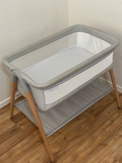 Wooden crib for baby new in the box