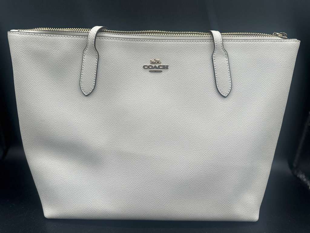 Coach Leather Tote Shoulder bag purse Creme