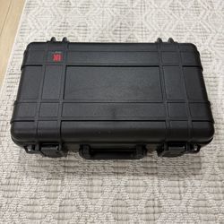 Medium size carrying hard case