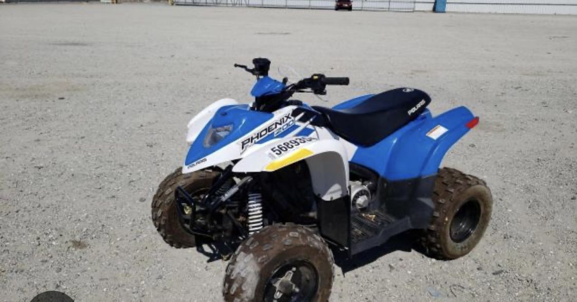 2015 Phoenix 200