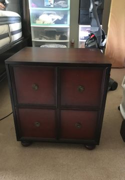 4 drawer side chest