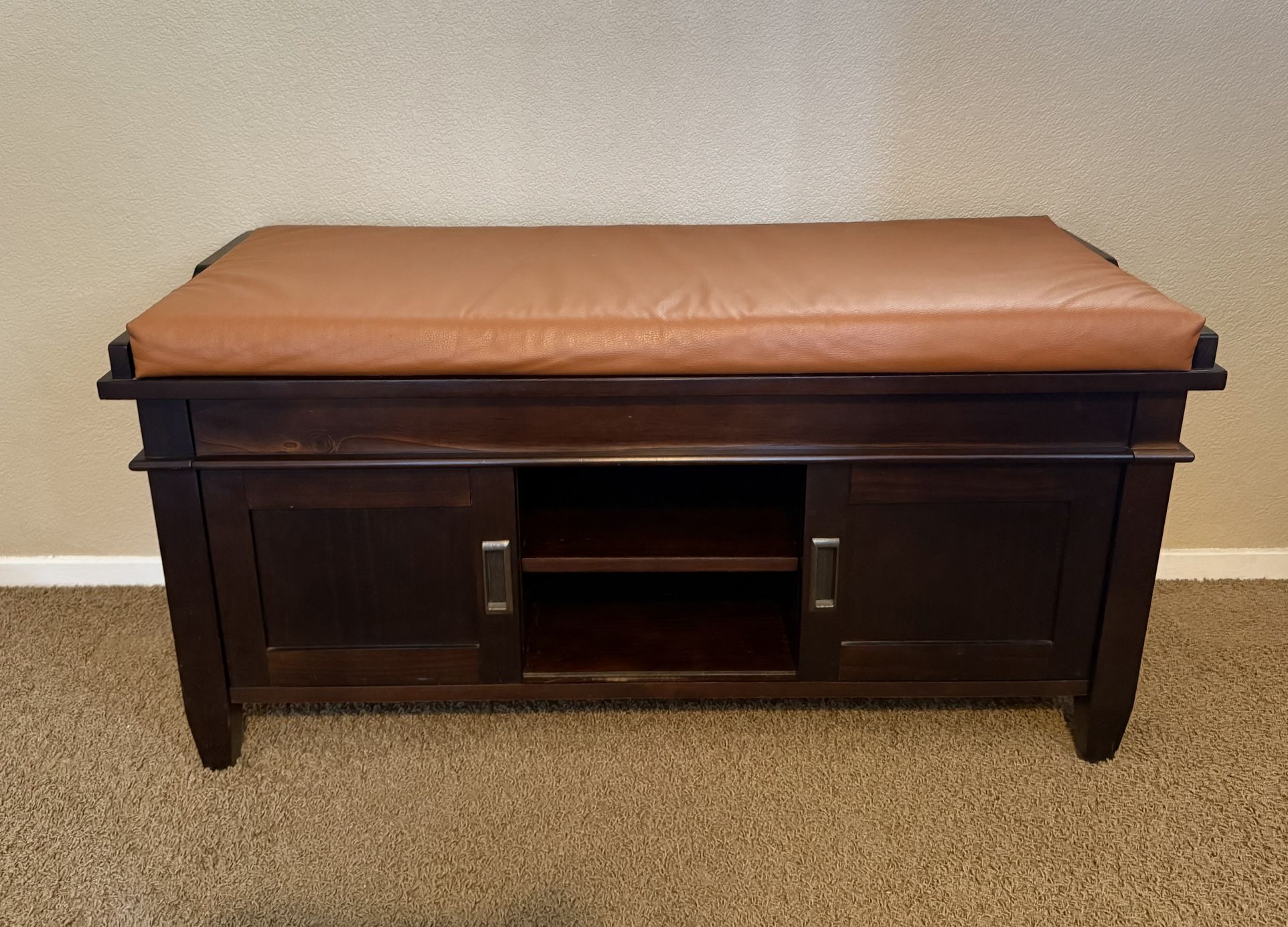 Wooden Storage/Shoe Bench with Cushion