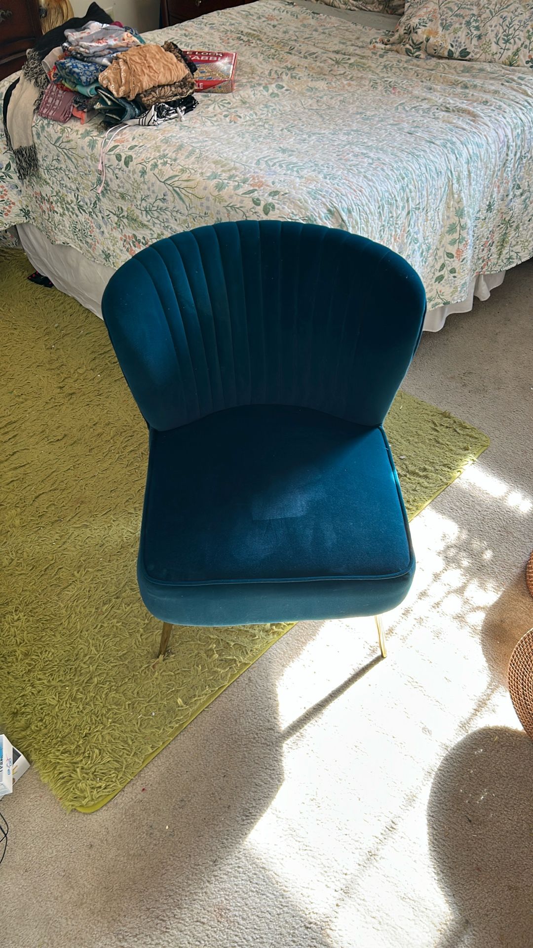 Modern Green Velvet Love Seat (2)