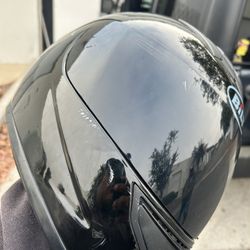 Helmet And Roost Guard