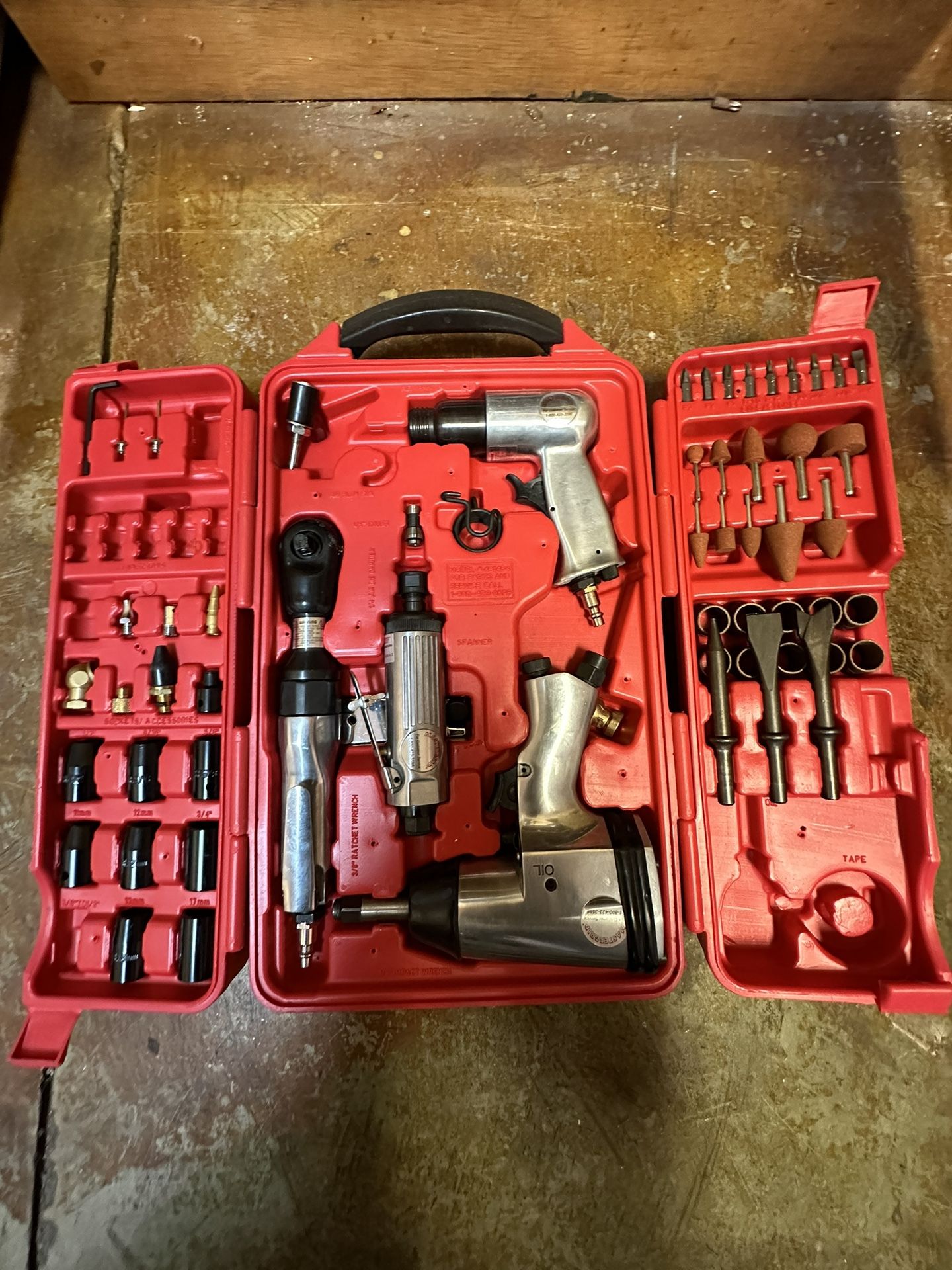 Air Tool Kit