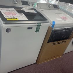 Washer And Dryer Maytag New And 1 Year Warranty 