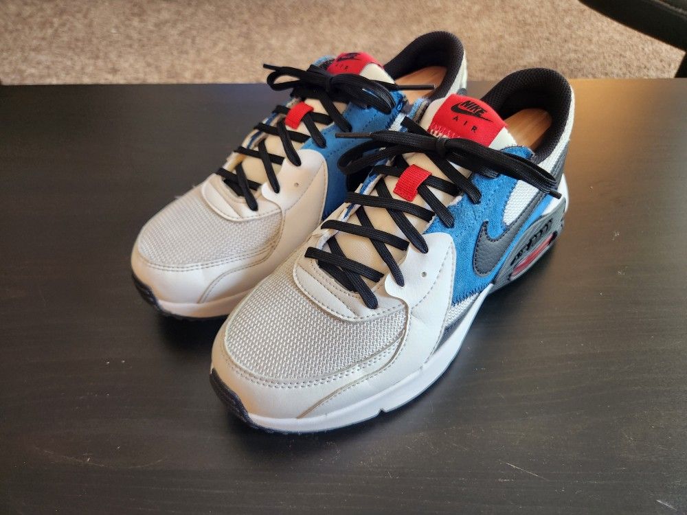 $80 OBO US Men's Size 8.5 Nike Air Max Excee White and Photo Blue Sneakers