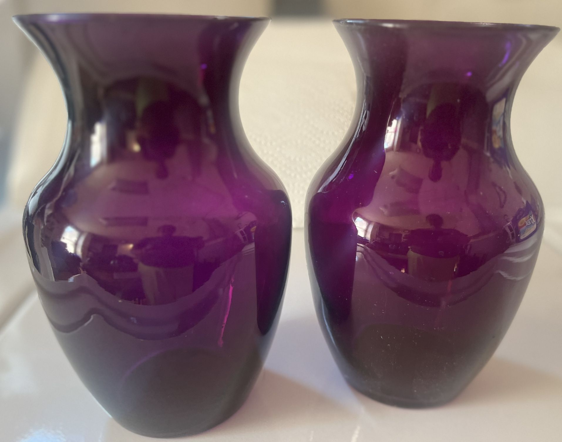 9 Glass vases