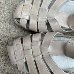 Brand New Leather Sandals Women Size 41/8.5