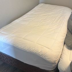 Twin Bed 