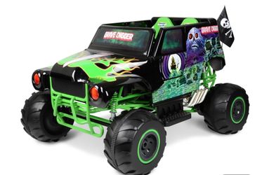 Grave Digger 24v  Monster Truck power wheels Green Black Off-Road Very Rare Obo