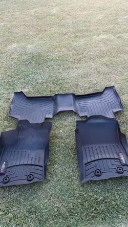 Front & rear weathertech floor mats 2023 Toyota Tacoma