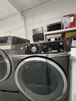 GE Front Load Dryer with Steam