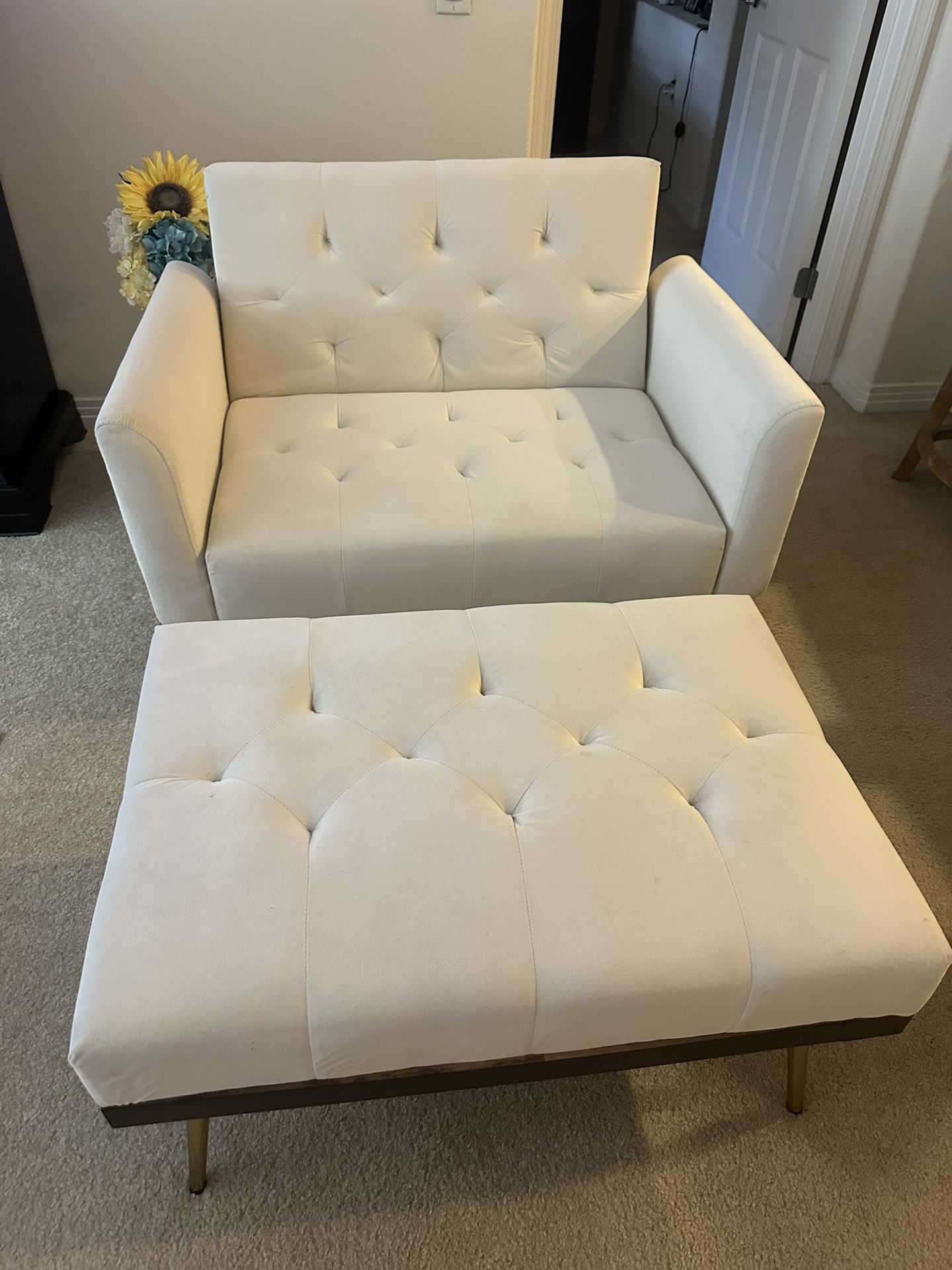 Sofa Chair W/Ottoman Beige