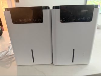 Dehumidifiers x2