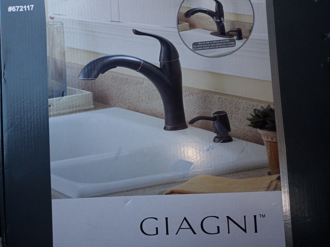 Single handle faucet