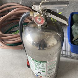 Stainless steel fire extinguisher