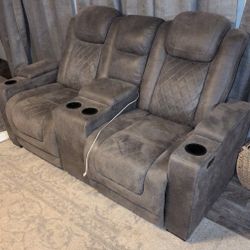 Electric Recliner Couch