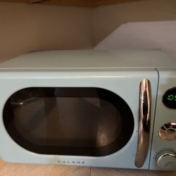 Retro Microwave 