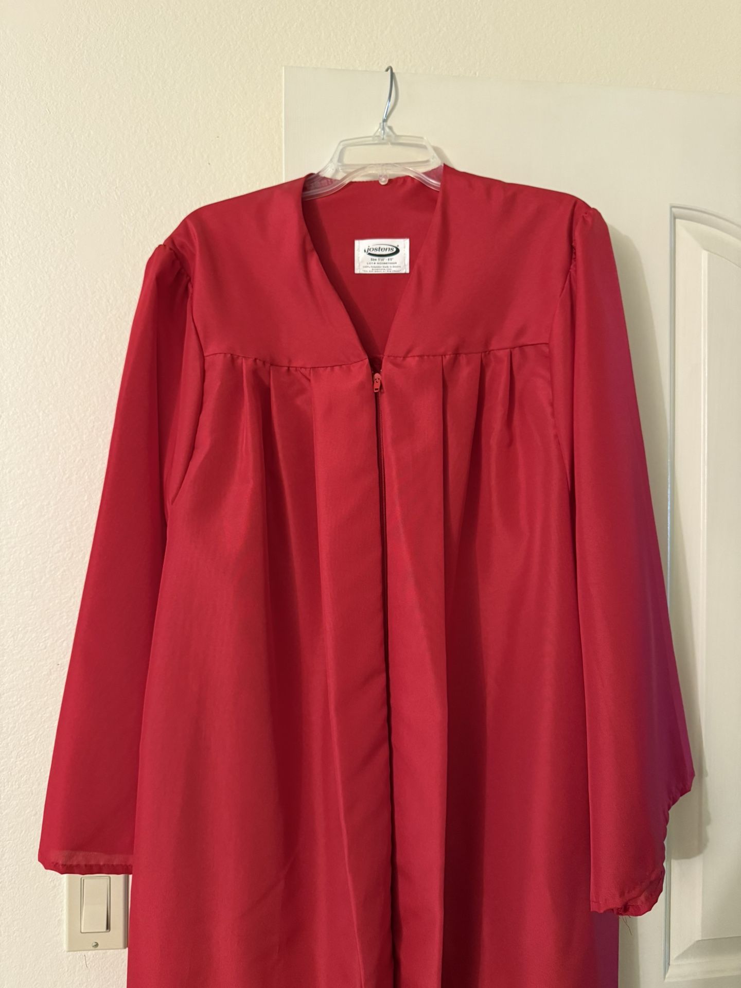 Red Mt. Carmel High School Graduation Gown Brand: Jostens