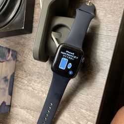 Apple Watch Series 6 With GPS