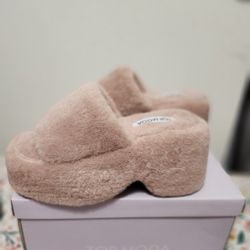 Top Moda Wedge Slide