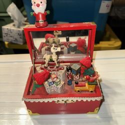 Vintage Handmade Enesco Music Box “We Three Kings” Treasure Chest Box