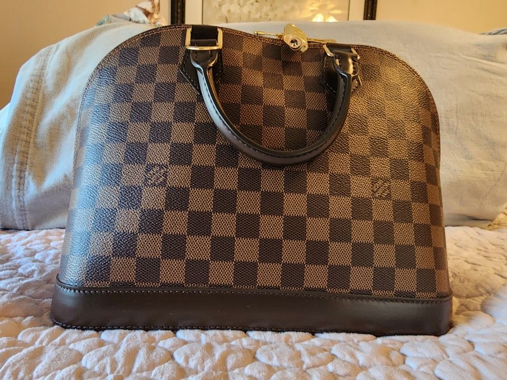 Louis Vuitton Alma Mm I