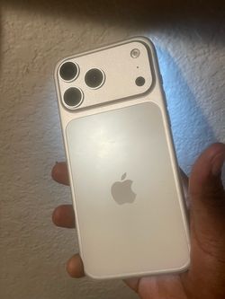 IPhone 17 Pro Max Wanna Be