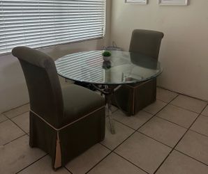 Dining set