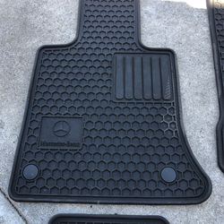 2012 Genuine Mercedes All Weather Floor Matt’s 