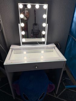 Slaystation princess Impressions Vanity for kids with Mirror