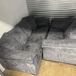 Gray Couch & Pull-Out Sleeper Sofa Set – Clean, No Tears!