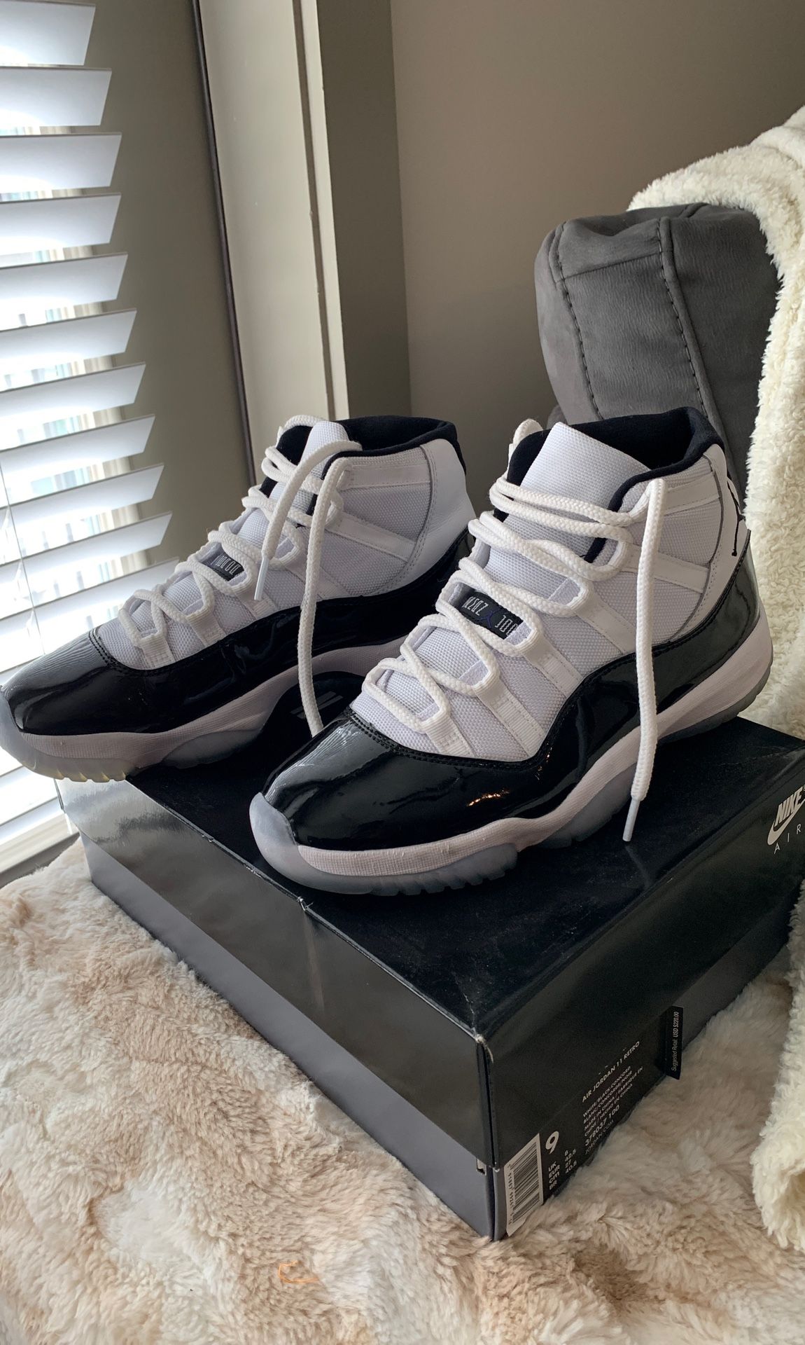 Concord 11 Size 9