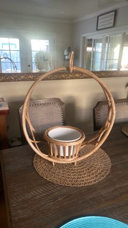 Hanging wicker plant holder/ wicker Colgate para planta
