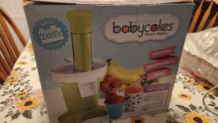 Baby cakes freeze station shaved ice maker