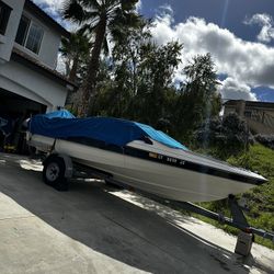 86 Bayliner With Trailer 