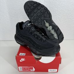 Nike Air Max 95 Essential CI3705-001 Triple Black Mens Size 12 Shoe Sneaker 2019