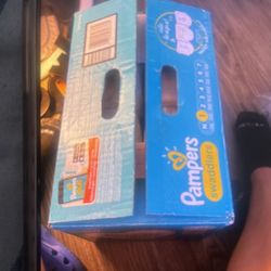 Pampers Swaddlers 