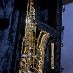 Jbas 200 Saxophone