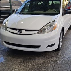 2007 Toyota Sienna