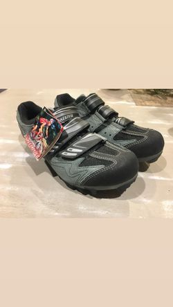 Vintage Specialized mtb shoes size 42 ( fits size 7.5 men’s)