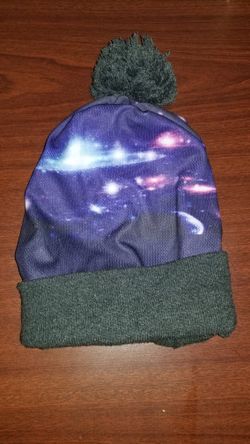 Galaxy Print Knit Beenie