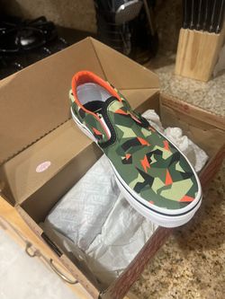 Kids Slip On Vans Graphic Print