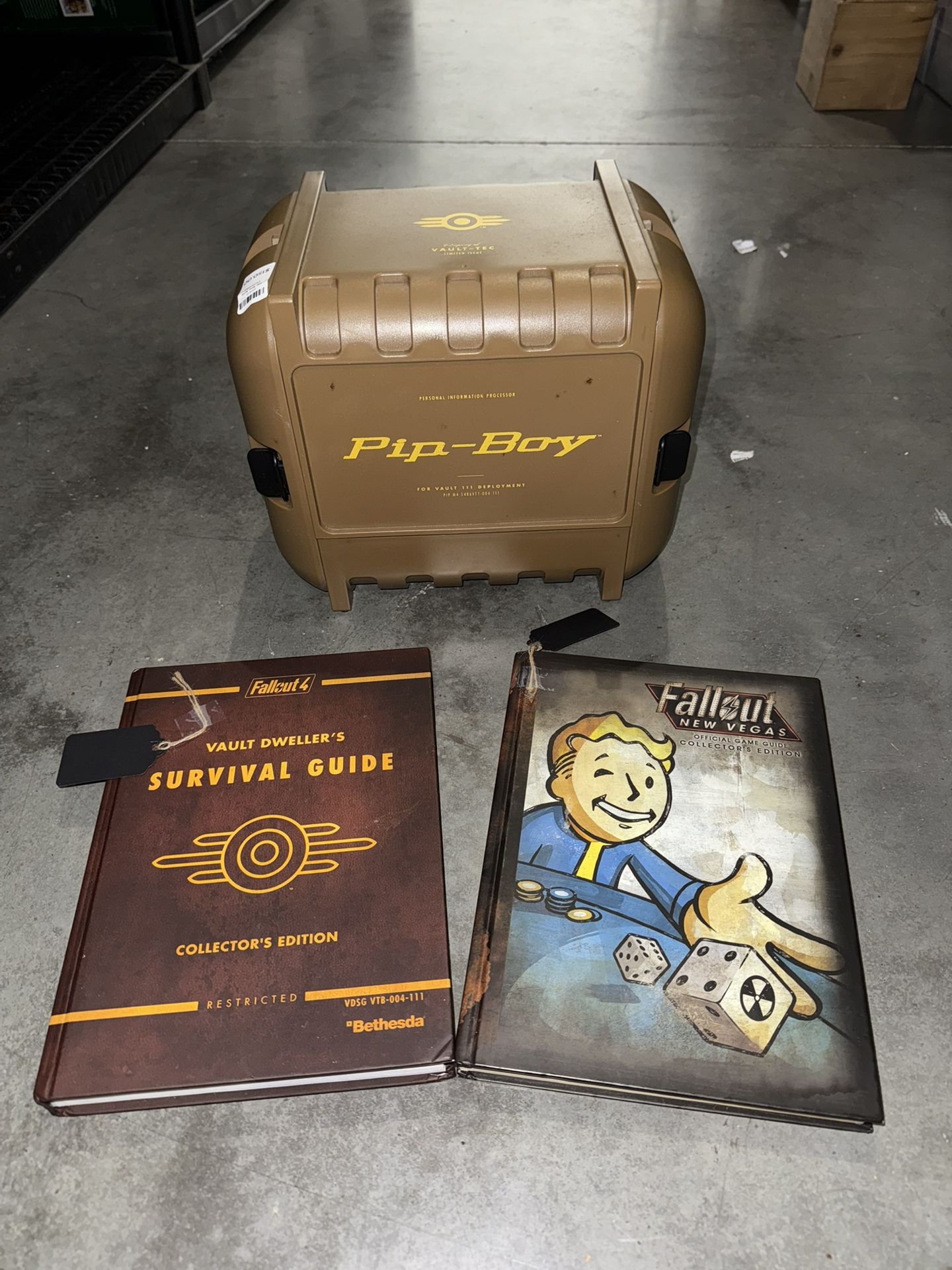 Fallout Collectors Items !!