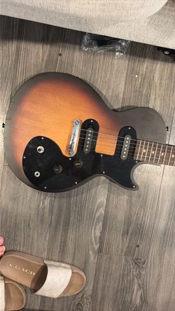 Epiphone Les Paul Model Guitar