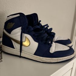 2016 Air Jordan 1 Retro High ‘Gold Medal’