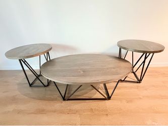 Living room coffee table set (3pc)